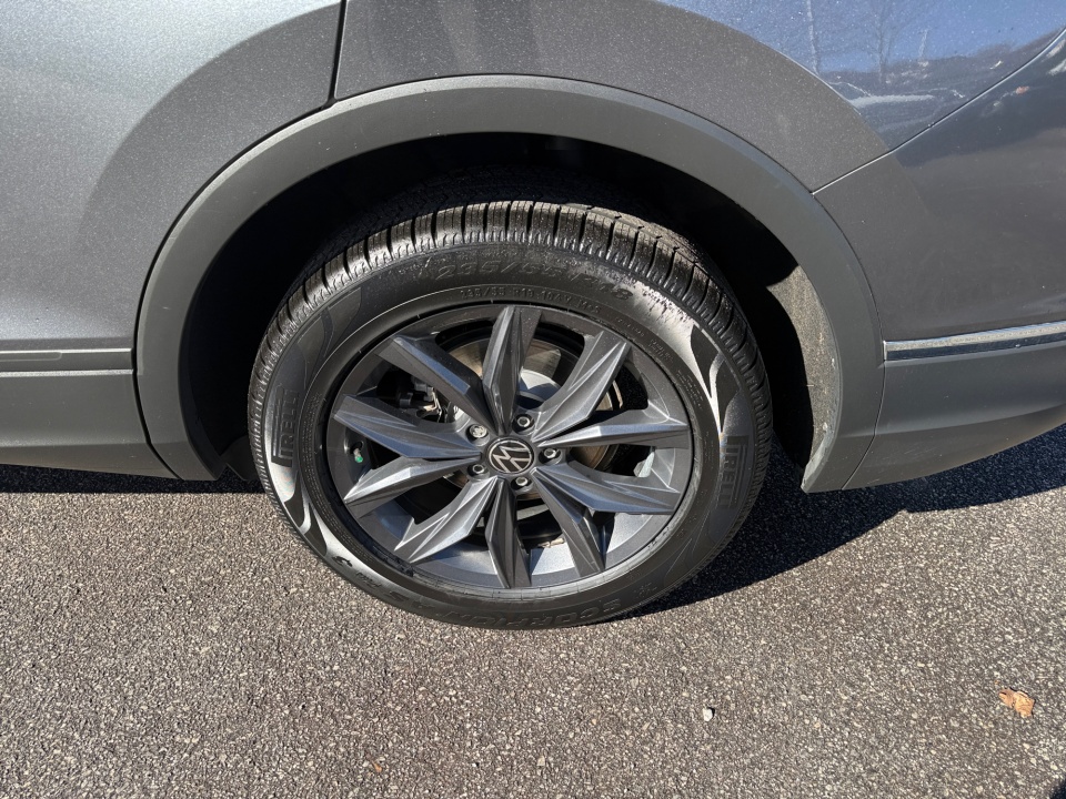 3VV3B7AX5NM175779 2022 Volkswagen Tiguan 2.0T SE