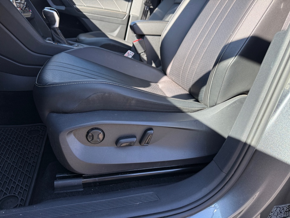 3VV3B7AX5NM175779 2022 Volkswagen Tiguan 2.0T SE