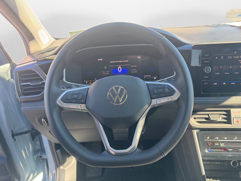 3VV3C7B21TM014102 2026 Volkswagen Taos SE Black