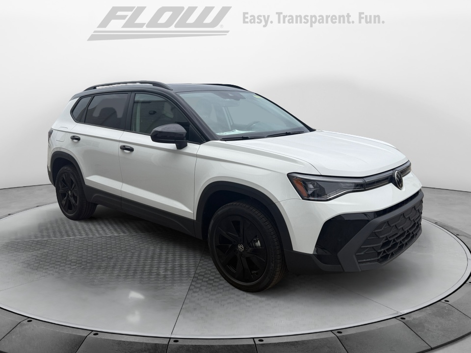 used 2026 Volkswagen Taos SE Black