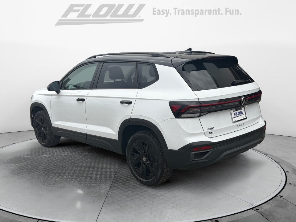 3VV3C7B24TM016930 2026 Volkswagen Taos SE Black