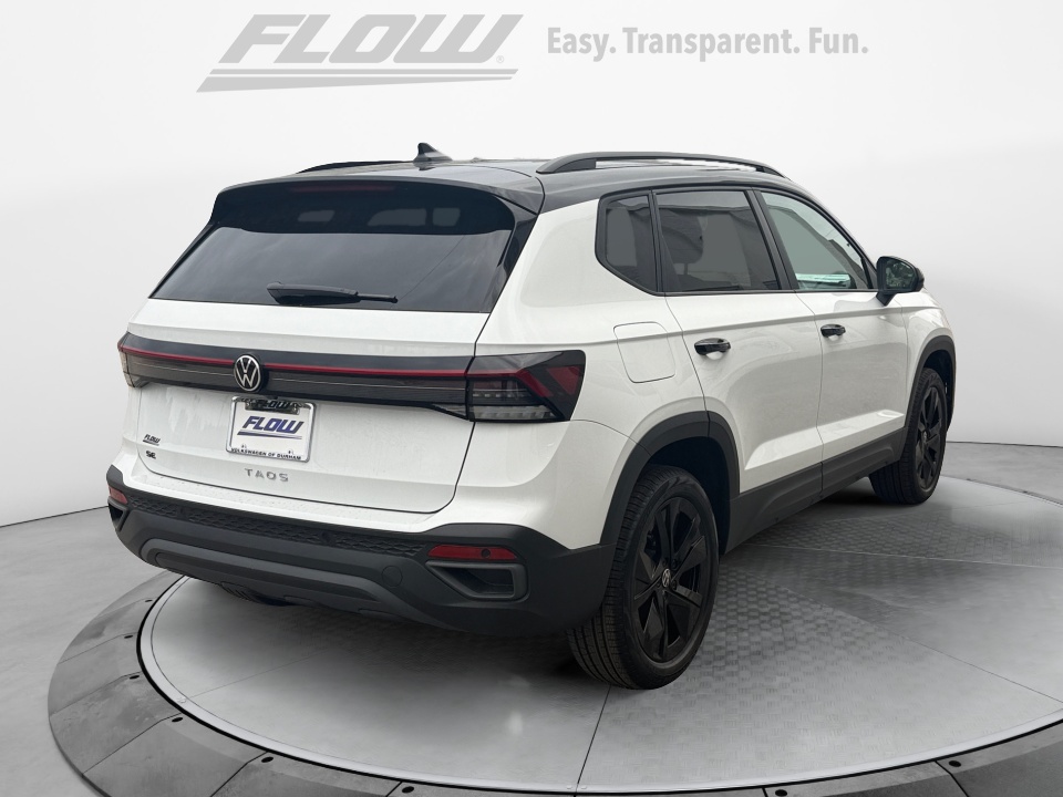 3VV3C7B24TM016930 2026 Volkswagen Taos SE Black