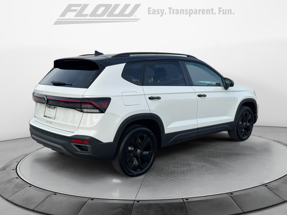 3VV3C7B24TM026535 2026 Volkswagen Taos SE Black