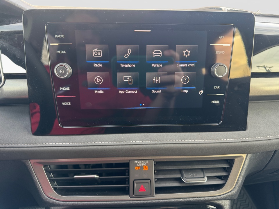 3VV3C7B24TM026535 2026 Volkswagen Taos SE Black