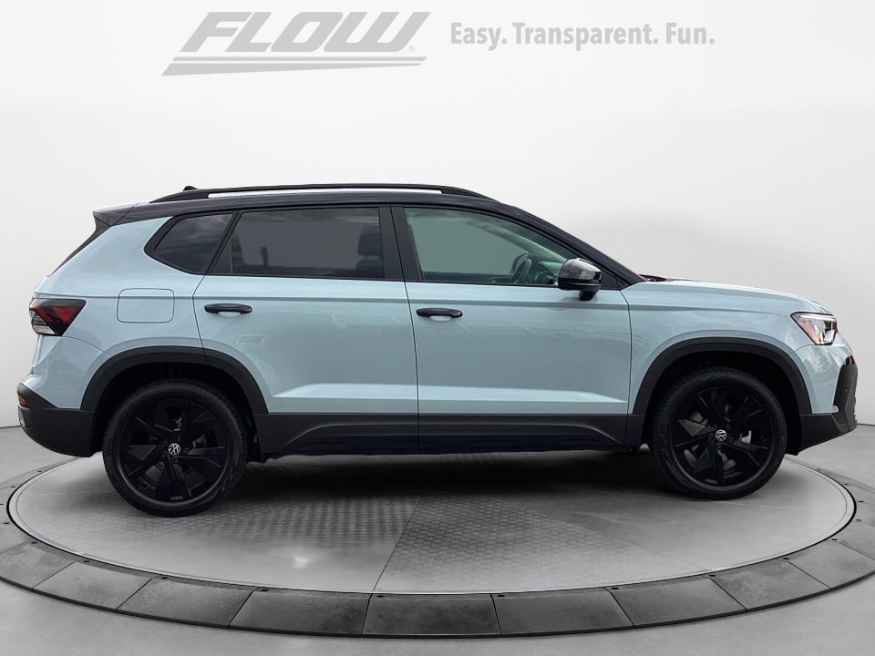 3VV3C7B24TM063469 2026 Volkswagen Taos SE Black