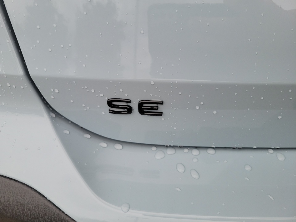 3VV3C7B25TM015379 2026 Volkswagen Taos SE Black