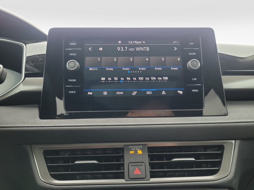 3VV3C7B25TM015379 2026 Volkswagen Taos SE Black