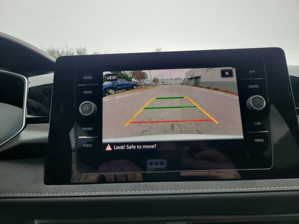 3VV3C7B25TM015379 2026 Volkswagen Taos SE Black