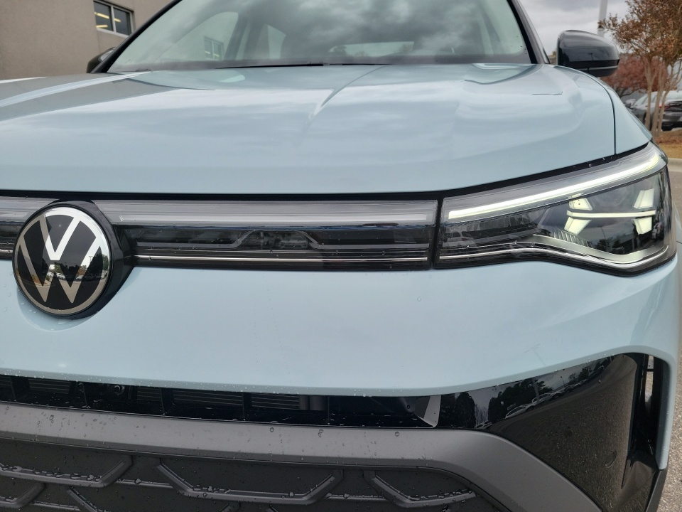 3VV3C7B25TM015379 2026 Volkswagen Taos SE Black