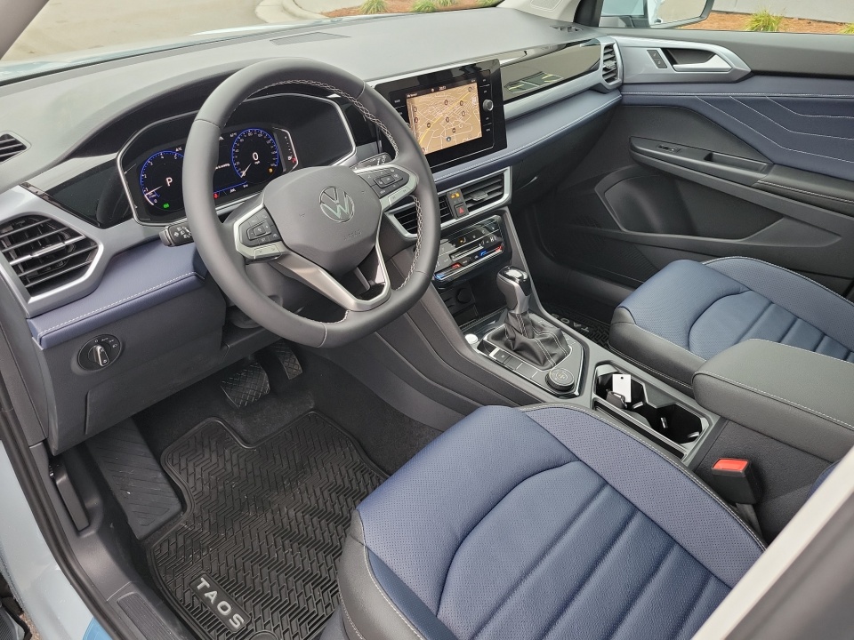 3VV4C7B23TM024148 2026 Volkswagen Taos SEL