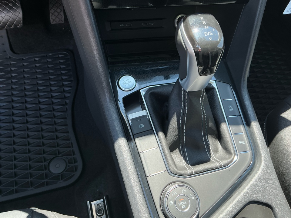 3VV4C7B28SM084506 2025 Volkswagen Taos 1.5T SEL