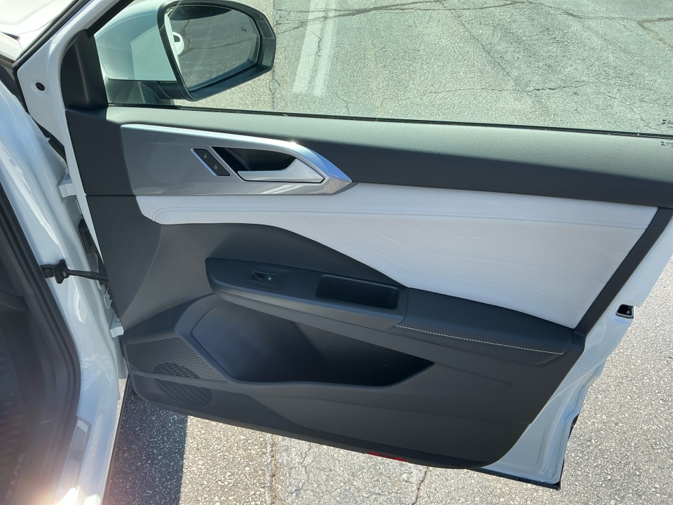 3VV4C7B28SM084506 2025 Volkswagen Taos 1.5T SEL