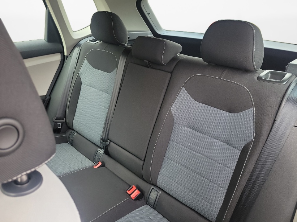 3VV5C7B29TM037037 2026 Volkswagen Taos S