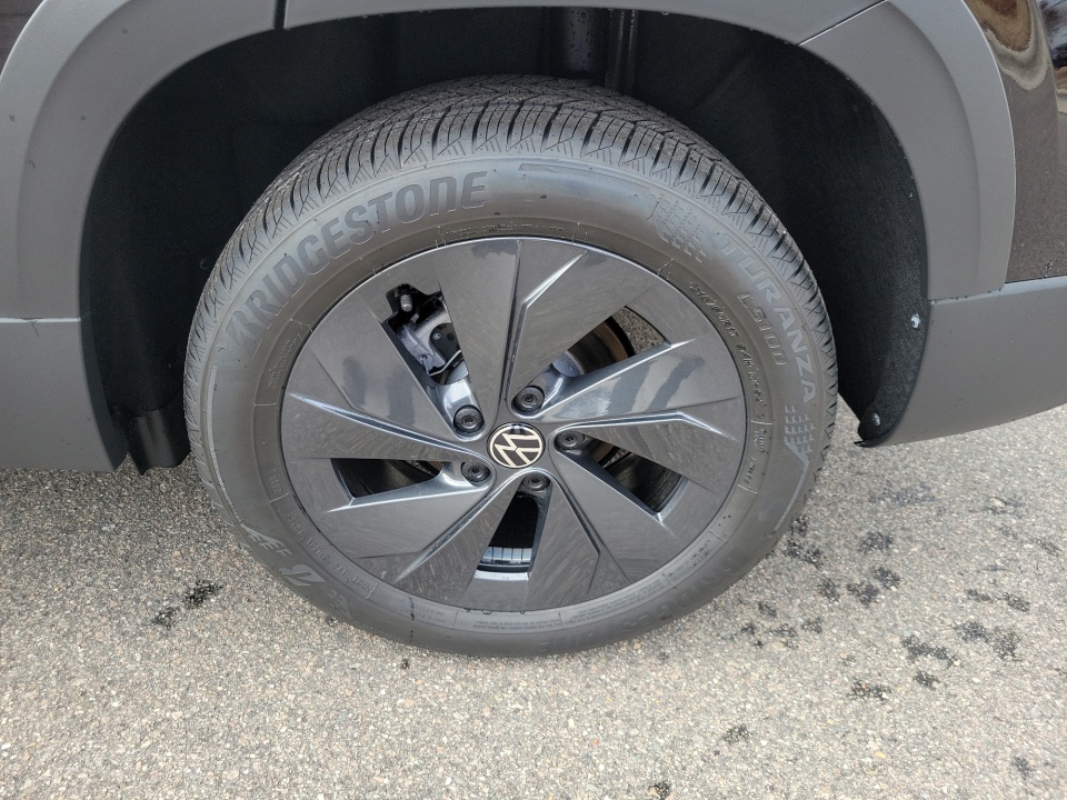 3VV5C7B29TM037037 2026 Volkswagen Taos S