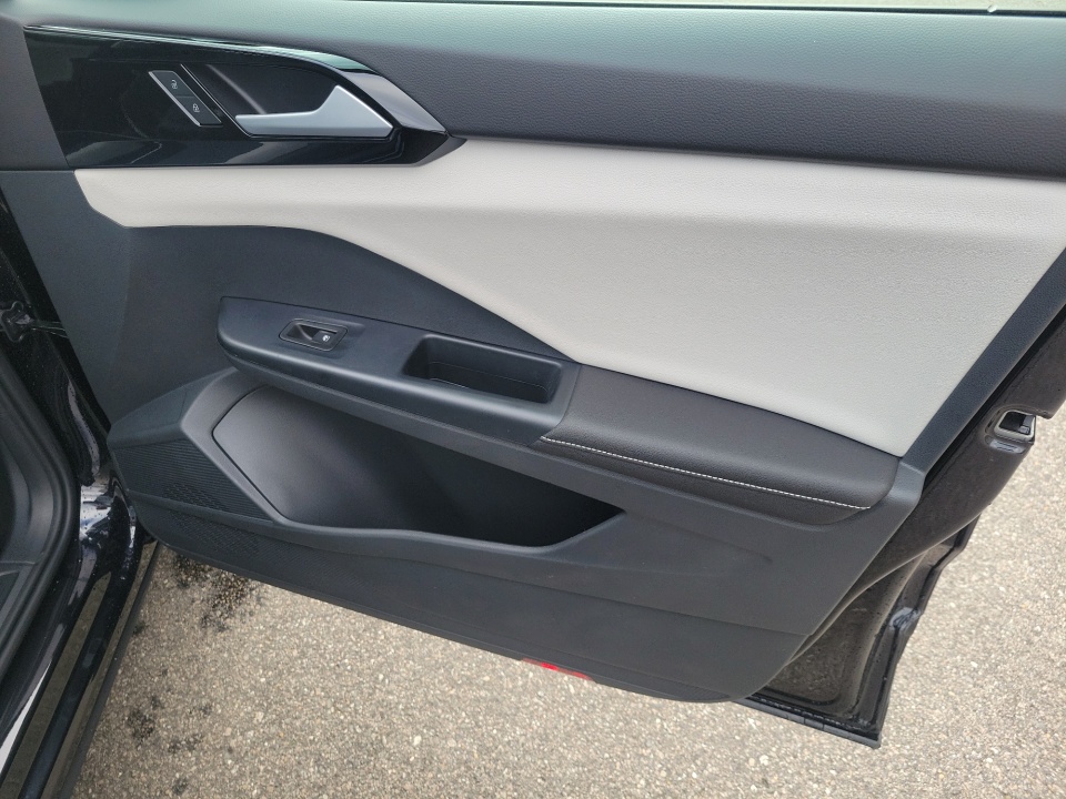 3VV5C7B29TM037037 2026 Volkswagen Taos S