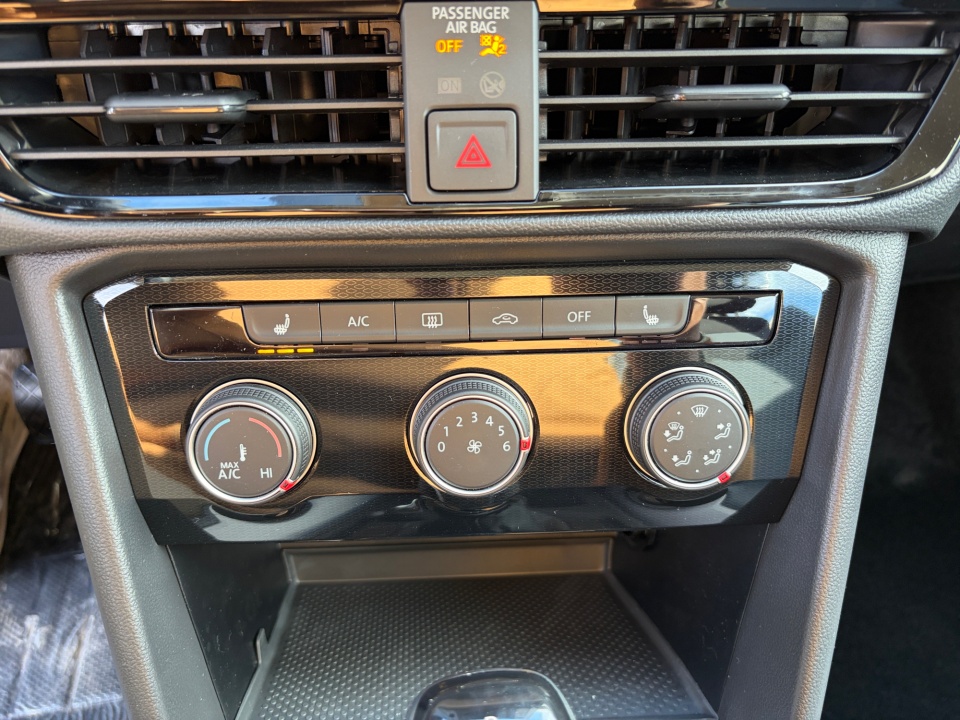 3VV8C7B27TM000260 2026 Volkswagen Taos S