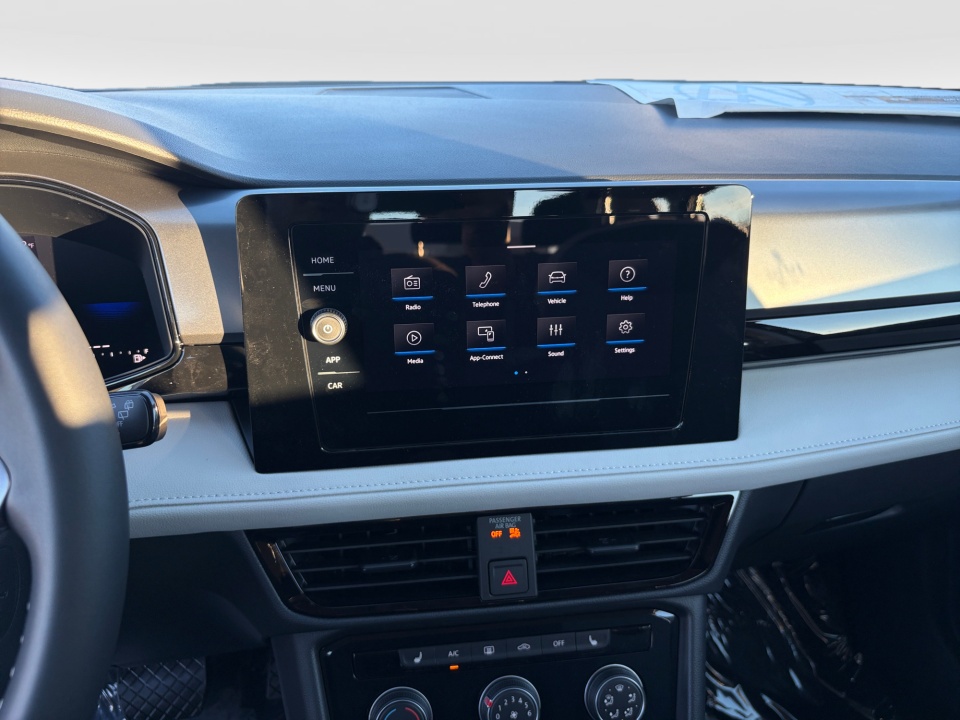 3VV8C7B2XTM008417 2026 Volkswagen Taos S