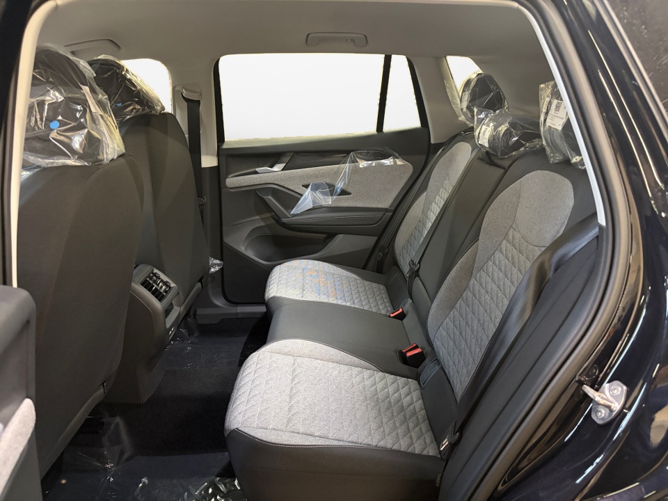 3VVCR7RM1TM033299 2026 Volkswagen Tiguan S