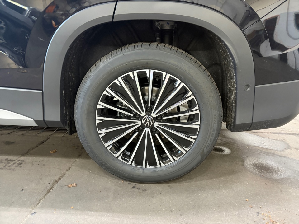 3VVCR7RM1TM033299 2026 Volkswagen Tiguan S