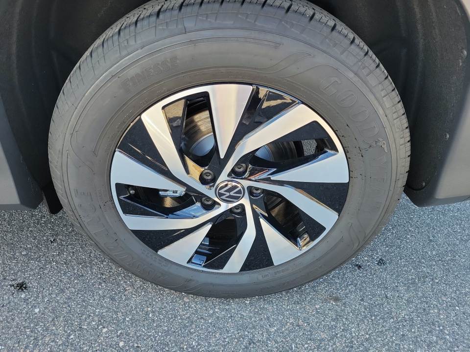 3VVCR7RM1TM042357 2026 Volkswagen Tiguan S