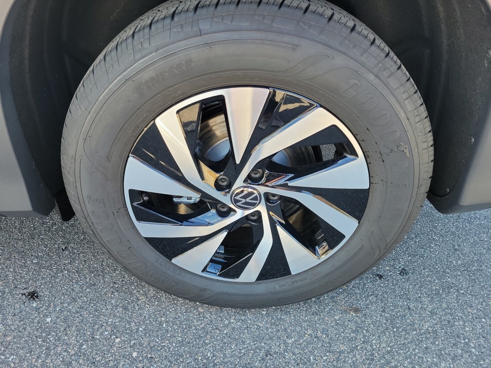 3VVCR7RM1TM042357 2026 Volkswagen Tiguan S