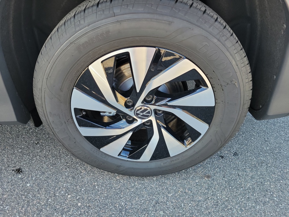 3VVCR7RM1TM042357 2026 Volkswagen Tiguan S