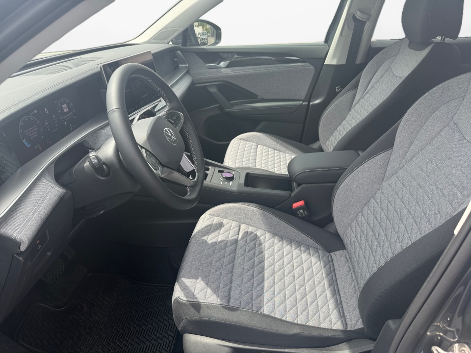 3VVCR7RM2TM064447 2026 Volkswagen Tiguan S