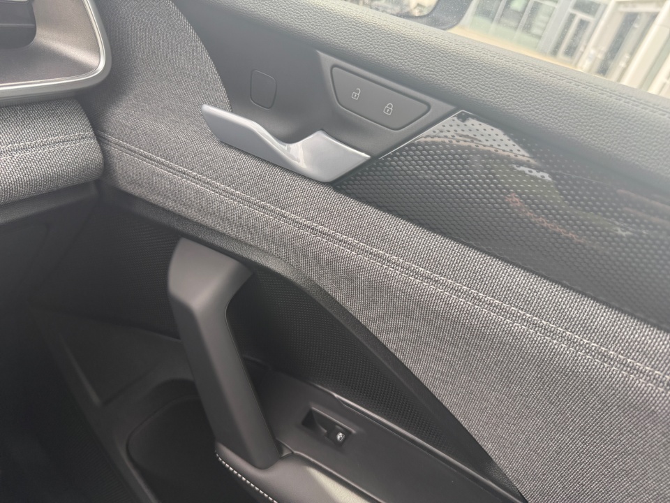 3VVCR7RM2TM064447 2026 Volkswagen Tiguan S