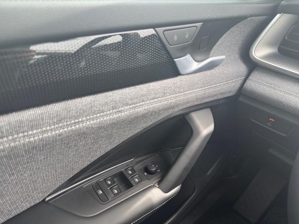 3VVCR7RM2TM064447 2026 Volkswagen Tiguan S