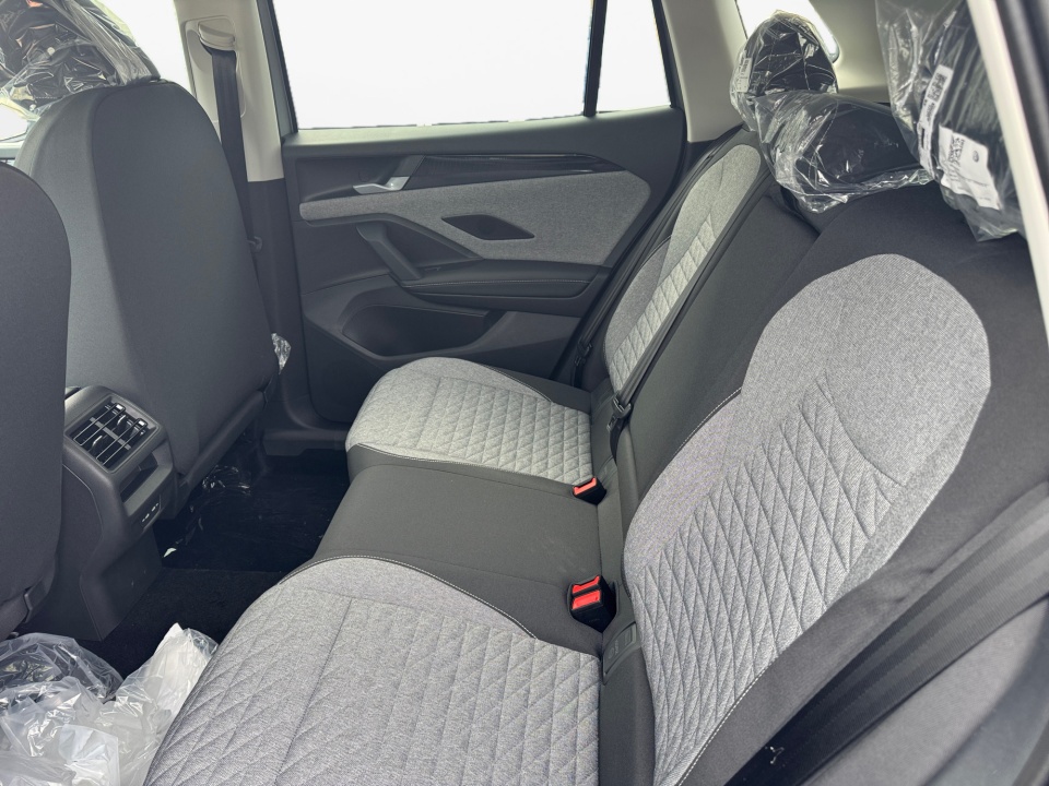 3VVCR7RM4TM044832 2026 Volkswagen Tiguan S