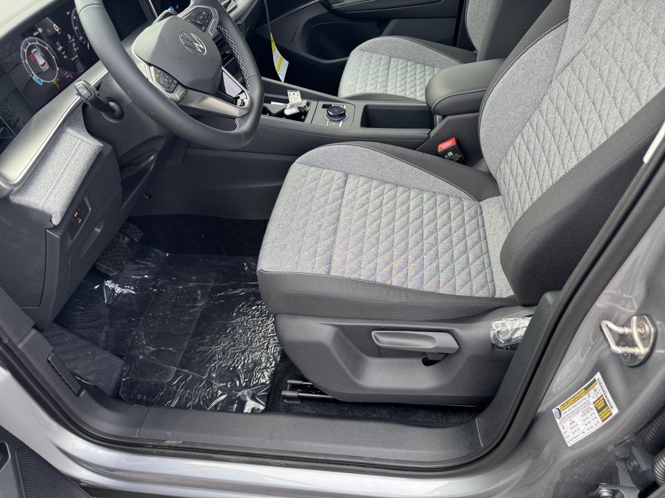 3VVCR7RM4TM044832 2026 Volkswagen Tiguan S