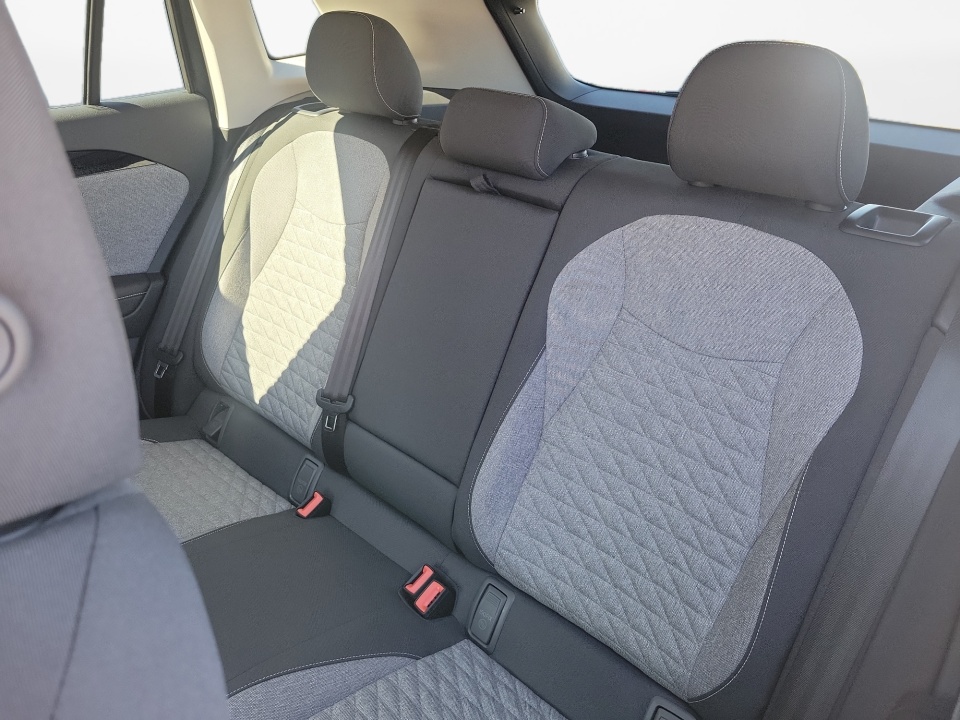 3VVCR7RM5TM037260 2026 Volkswagen Tiguan S