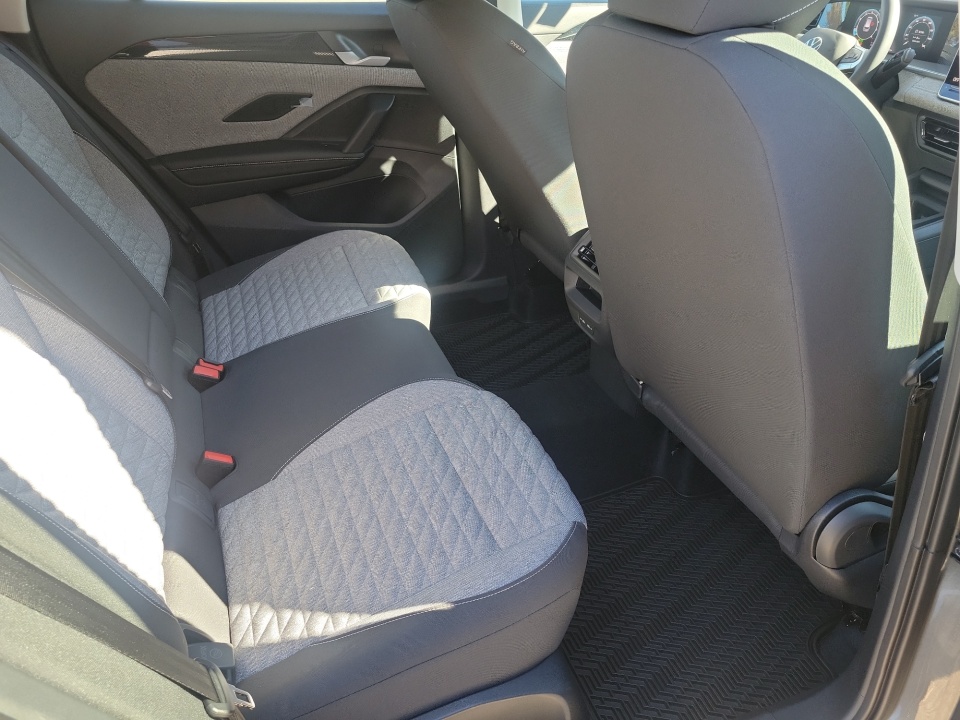 3VVCR7RM5TM037260 2026 Volkswagen Tiguan S