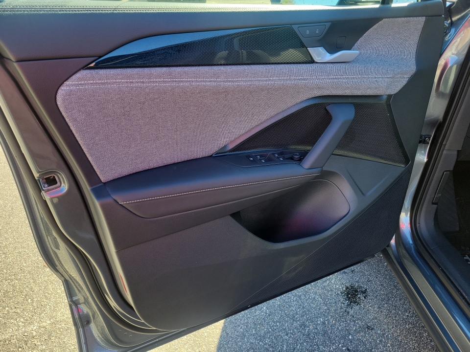 3VVCR7RM5TM037260 2026 Volkswagen Tiguan S