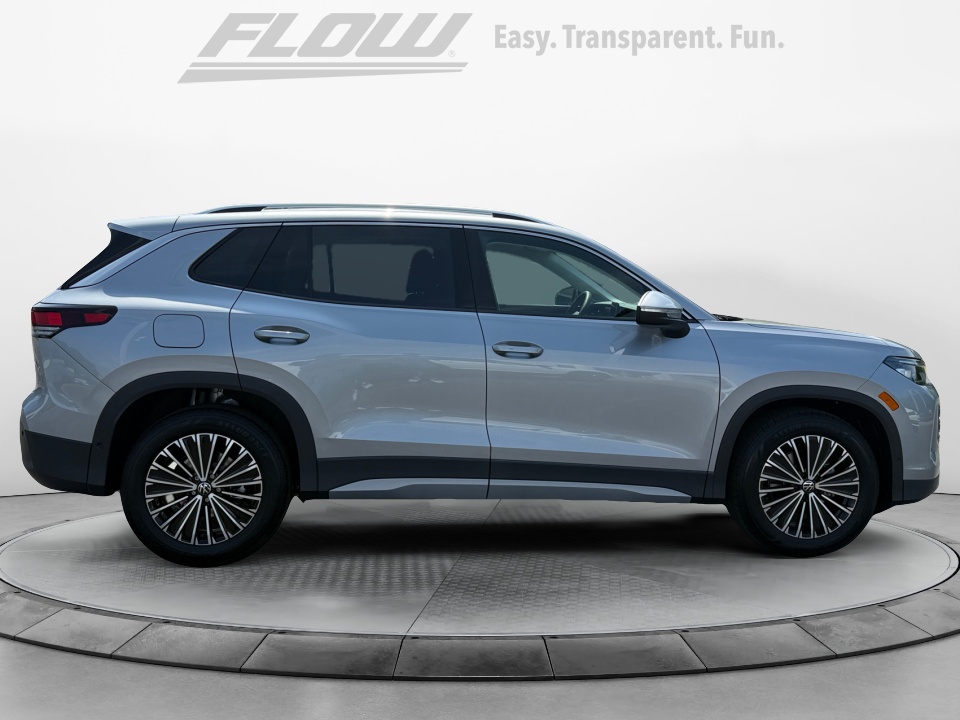 3VVCR7RM8TM093628 2026 Volkswagen Tiguan S