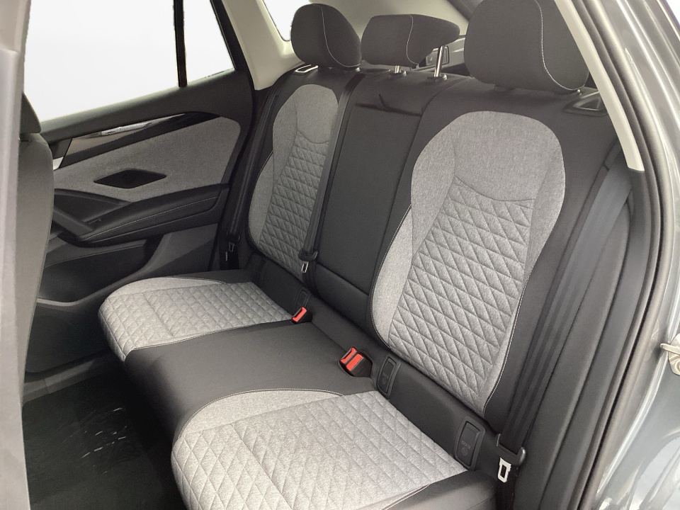 3VVCR7RM8TM111609 2026 Volkswagen Tiguan S