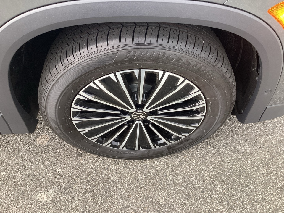 3VVCR7RM8TM111609 2026 Volkswagen Tiguan S