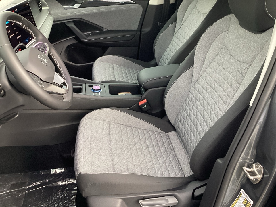3VVCR7RM8TM111609 2026 Volkswagen Tiguan S