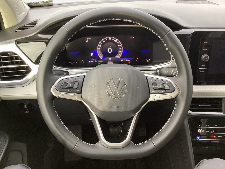 3VVEC7B23TM005801 2026 Volkswagen Taos SE