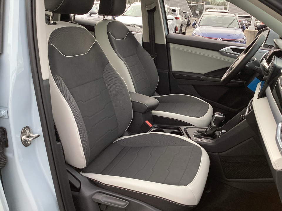 3VVEC7B23TM005801 2026 Volkswagen Taos SE