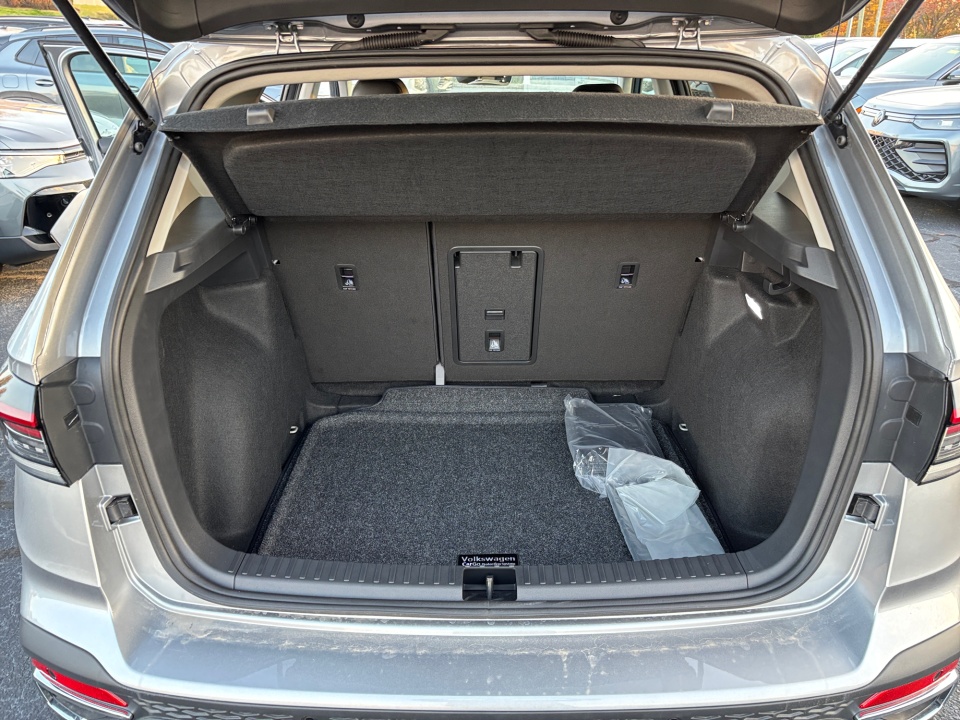 3VVEC7B24SM086144 2025 Volkswagen Taos 1.5T SE