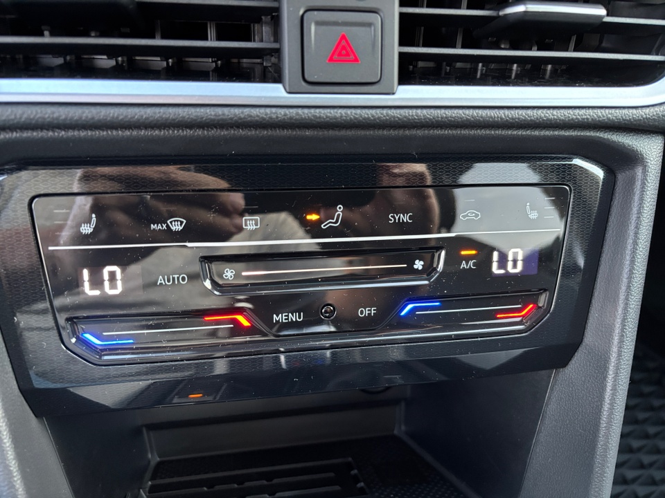 3VVEC7B24SM086144 2025 Volkswagen Taos 1.5T SE