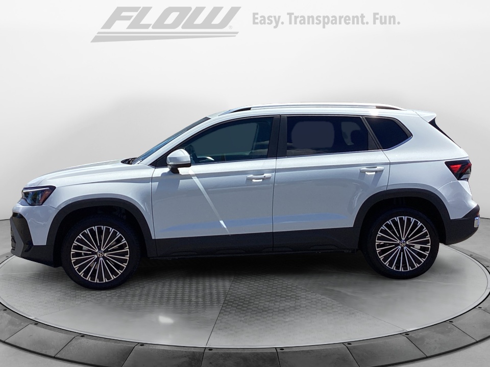 3VVEC7B25TM068043 2026 Volkswagen Taos SE