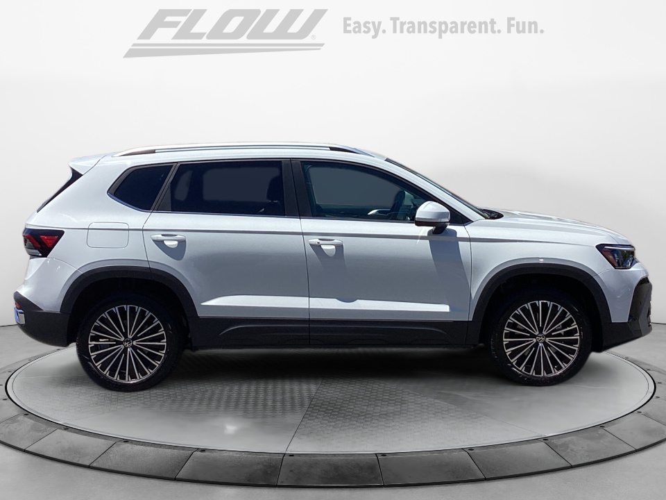 3VVEC7B25TM068043 2026 Volkswagen Taos SE