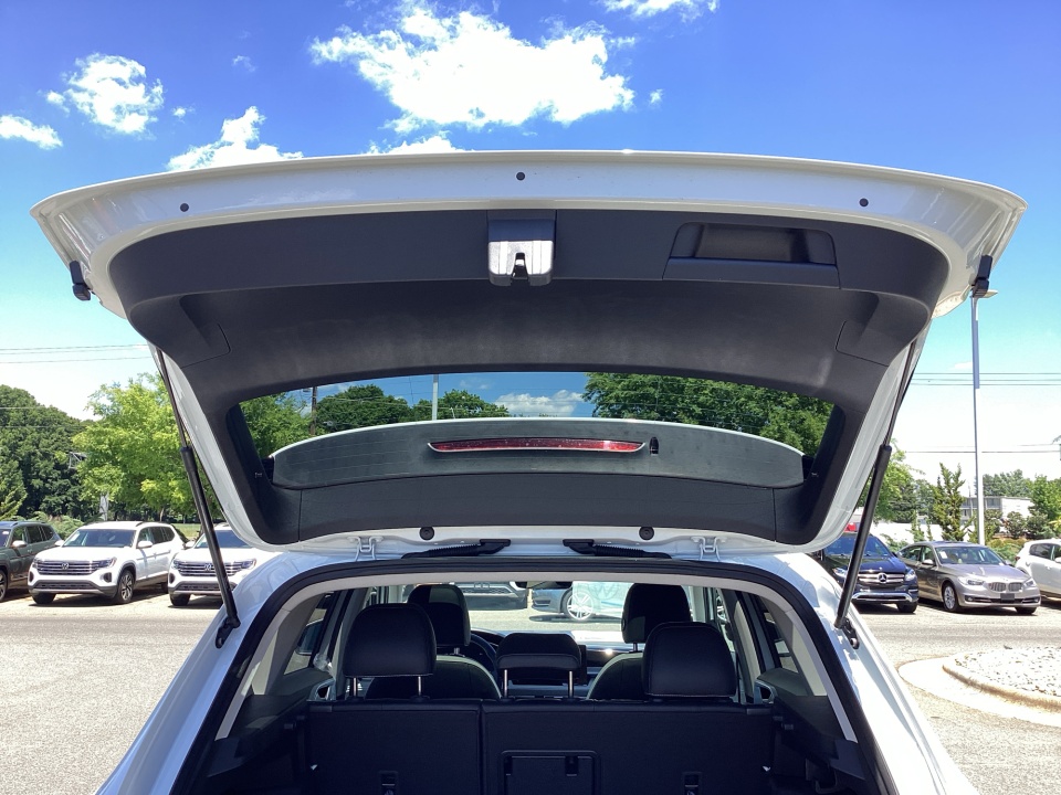 3VVEC7B25TM068043 2026 Volkswagen Taos SE
