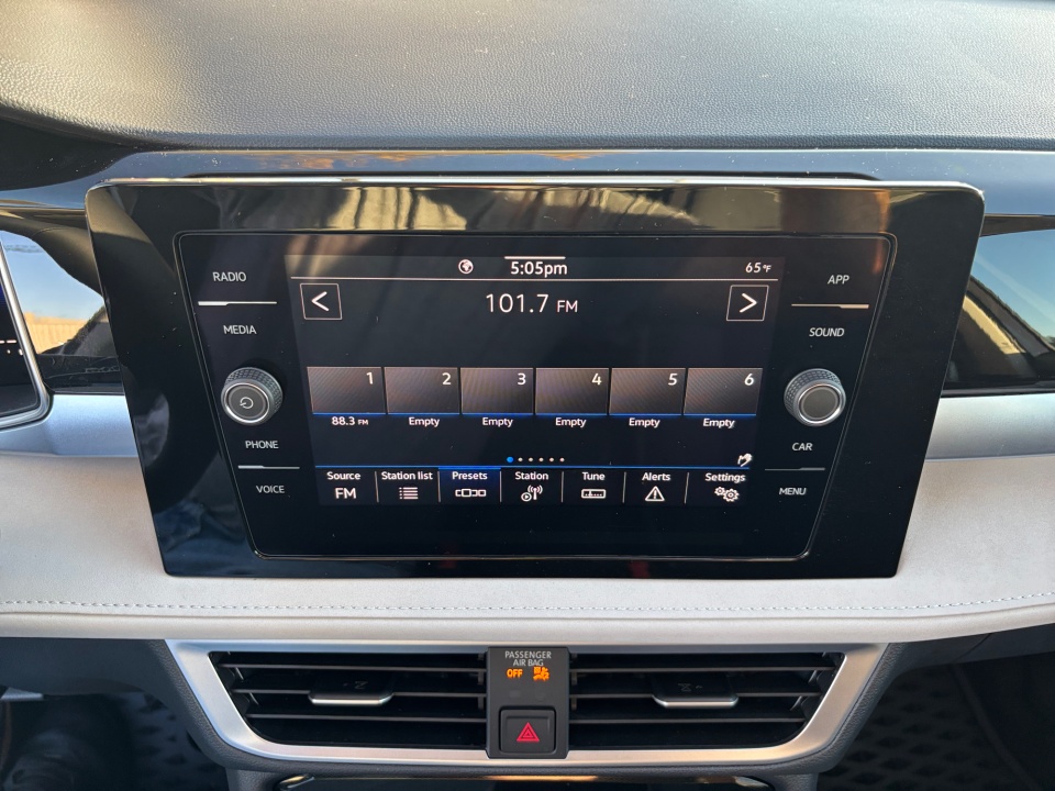 3VVEC7B28SM087328 2025 Volkswagen Taos 1.5T SE