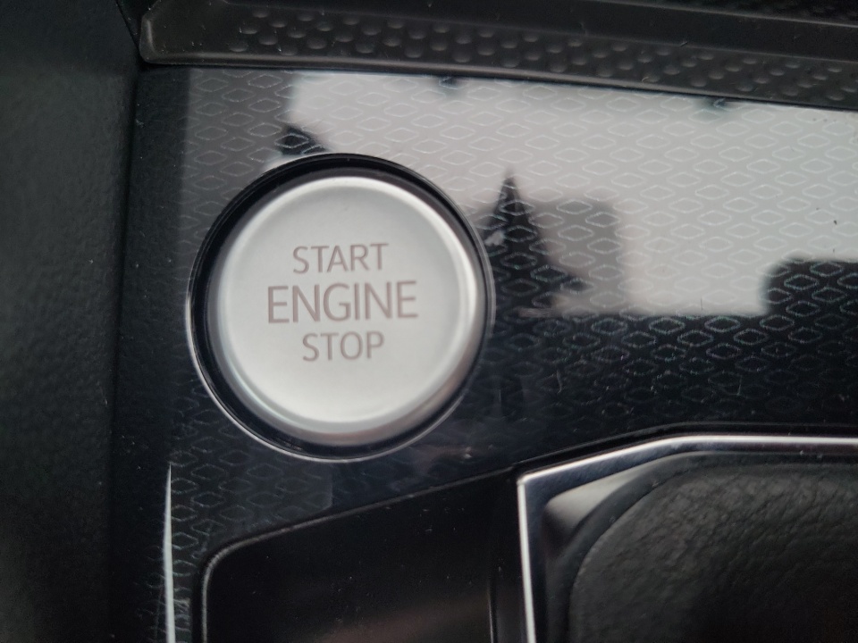 3VVEC7B29TM005611 2026 Volkswagen Taos SE