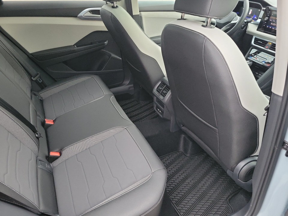 3VVEC7B29TM005611 2026 Volkswagen Taos SE