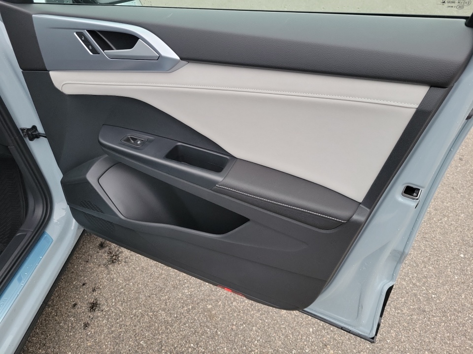 3VVEC7B29TM005611 2026 Volkswagen Taos SE