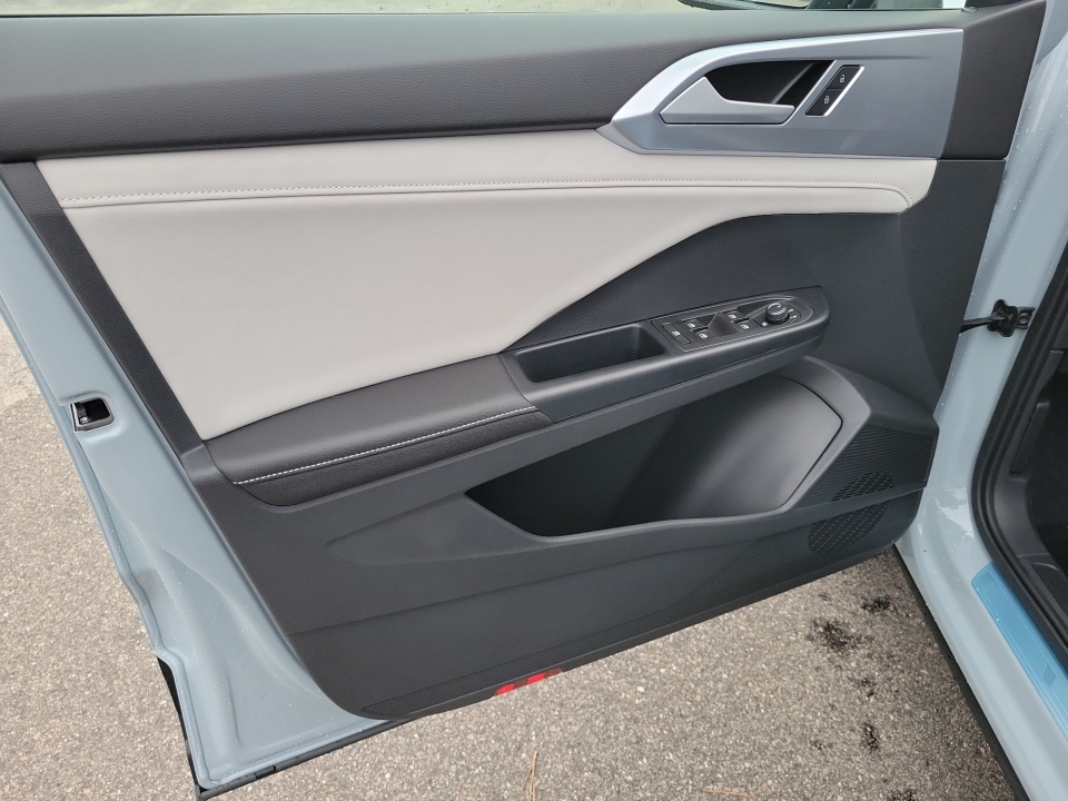 3VVEC7B29TM005611 2026 Volkswagen Taos SE